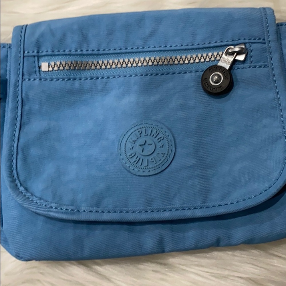 A blue Kipling purse - Picture 3 of 5